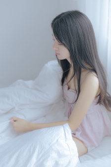 吸乳韩国电影